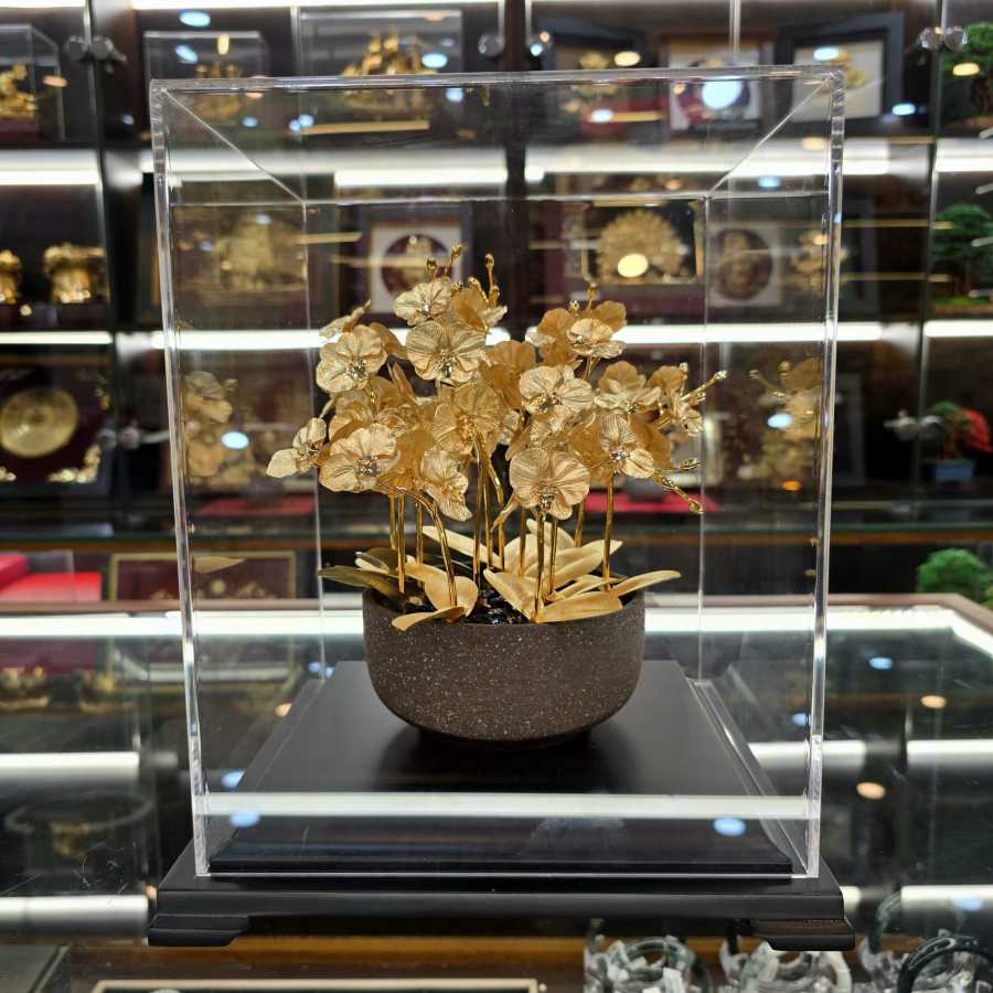 Gold-Plated Orchid Model - Elegant Symbol of Prosperity and Grace